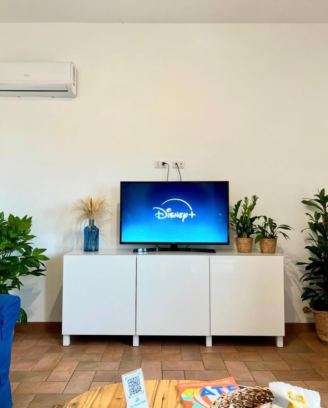شقة Sea Breeze House فيوميتشينو المظهر الخارجي الصورة